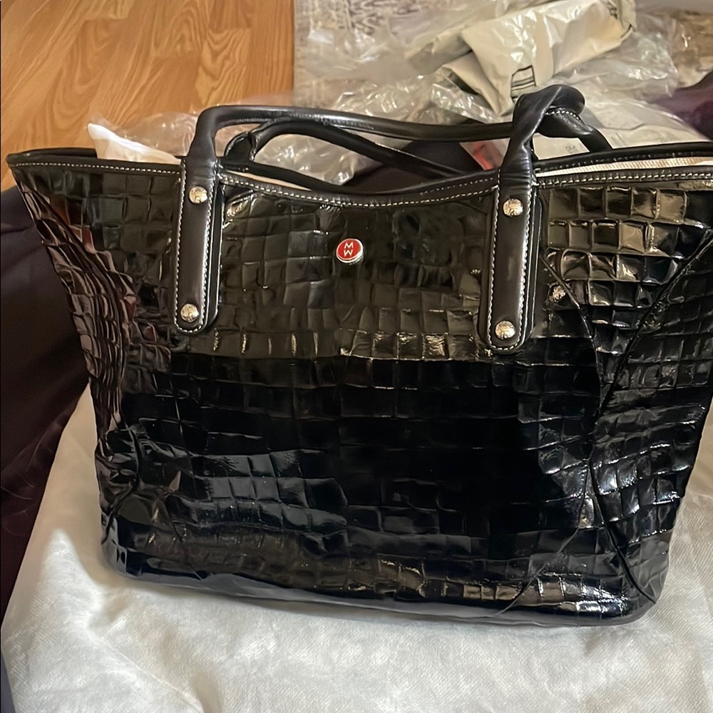 Black Croc-Embossed Tote Bag - Unbranded